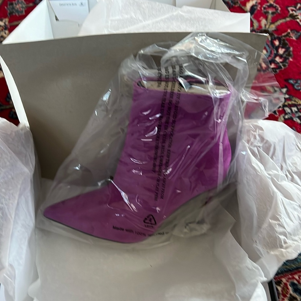 New in box pinkish purple suede bootie